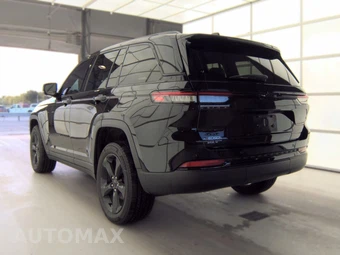 2023 Jeep Grand Cherokee Altitude - miniatura 6