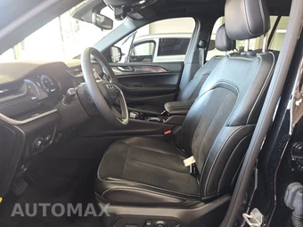 2023 Jeep Grand Cherokee Altitude - miniatura 7