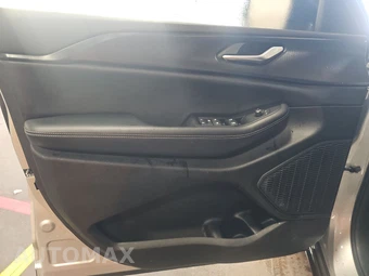 2023 Jeep Grand Cherokee Altitude - miniatura 9