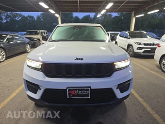 2023 Jeep Grand Cherokee Altitude - miniatura 2