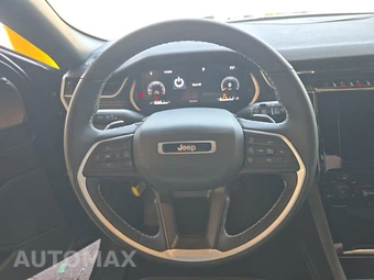 2023 Jeep Grand Cherokee Altitude - miniatura 10