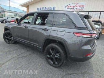 2023 Jeep Grand Cherokee Altitude - miniatura 2