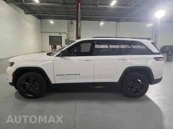 2023 Jeep Grand Cherokee Altitude - miniatura 17