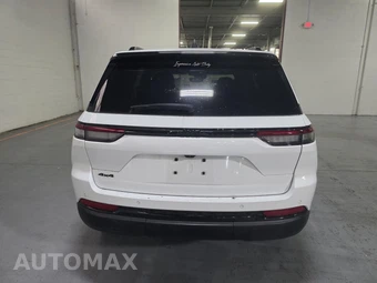 2023 Jeep Grand Cherokee Altitude - miniatura 26