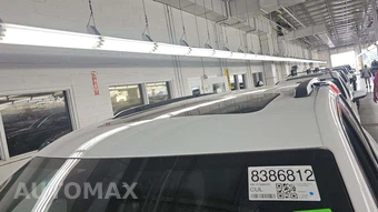 2023 Jeep Grand Cherokee Altitude - miniatura 17
