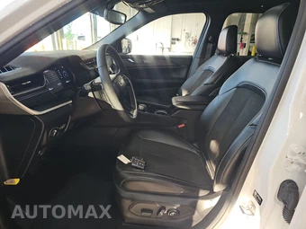 2023 Jeep Grand Cherokee Altitude - miniatura 7