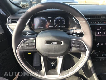 2023 Jeep Grand Cherokee Altitude - miniatura 10