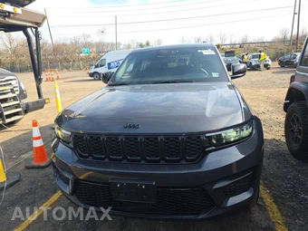2023 Jeep Grand Cherokee Altitude - miniatura 2
