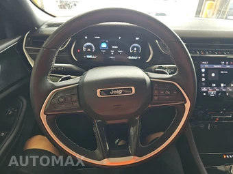2023 Jeep Grand Cherokee Altitude - miniatura 10