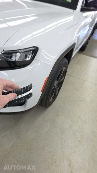 2023 Jeep Grand Cherokee Altitude - miniatura 33