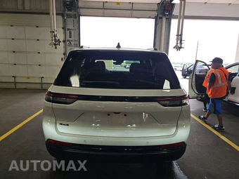 2023 Jeep Grand Cherokee Altitude - miniatura 5