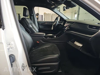 2023 Jeep Grand Cherokee Altitude - miniatura 8