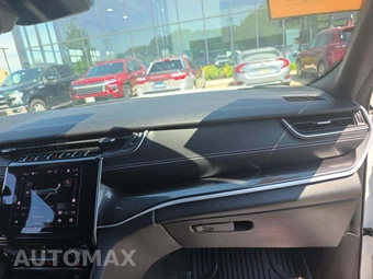 2023 Jeep Grand Cherokee Altitude - miniatura 16