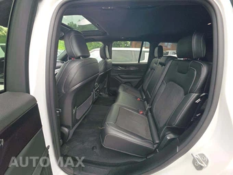 2023 Jeep Grand Cherokee Altitude - miniatura 13