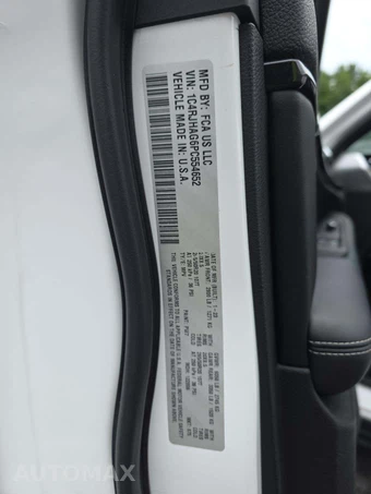 2023 Jeep Grand Cherokee Altitude - miniatura 5