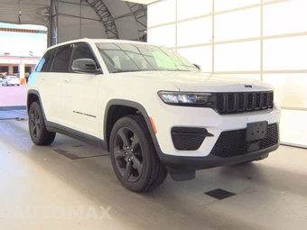 2023 Jeep Grand Cherokee Altitude - miniatura 3
