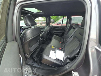 2023 Jeep Grand Cherokee Altitude - miniatura 13