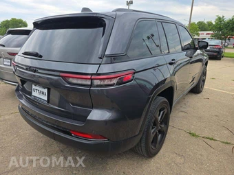 2023 Jeep Grand Cherokee Altitude - miniatura 3