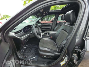 2023 Jeep Grand Cherokee Altitude - miniatura 6