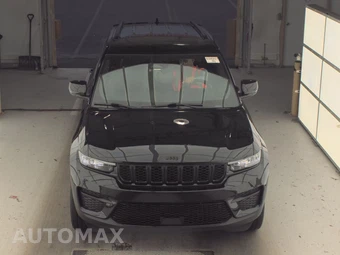 2023 Jeep Grand Cherokee Altitude - miniatura 2