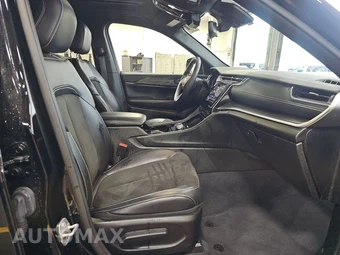 2023 Jeep Grand Cherokee Altitude - miniatura 8