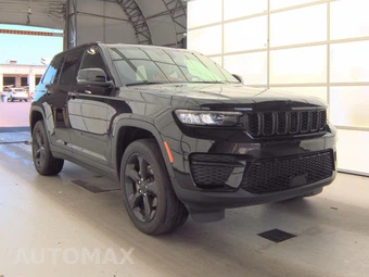 2023 Jeep Grand Cherokee Altitude - miniatura 3