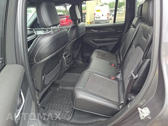 2023 Jeep Grand Cherokee Altitude - miniatura 13