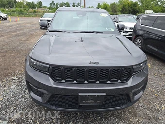 2023 Jeep Grand Cherokee Altitude - miniatura 2