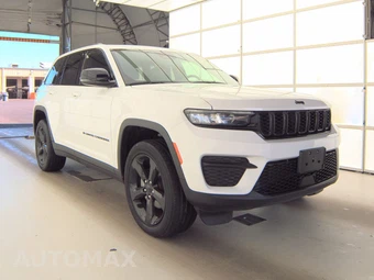 2023 Jeep Grand Cherokee Altitude - miniatura 3