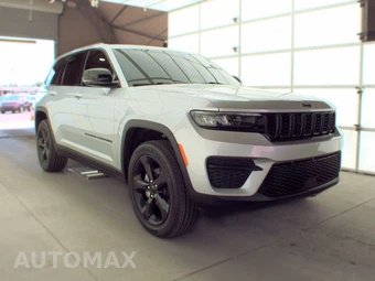 2023 Jeep Grand Cherokee Altitude - miniatura 3