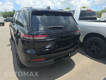 2023 Jeep Grand Cherokee Altitude - miniatura 5