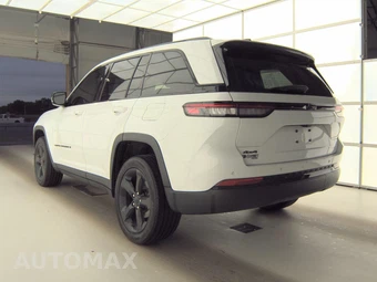 2023 Jeep Grand Cherokee Altitude - miniatura 6