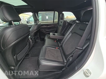 2023 Jeep Grand Cherokee Altitude - miniatura 13