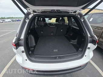 2023 Jeep Grand Cherokee Altitude - miniatura 16