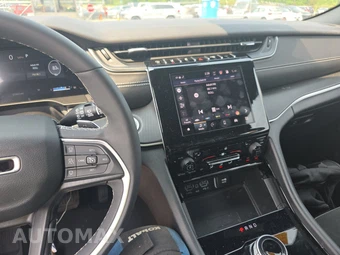 2023 Jeep Grand Cherokee Altitude - miniatura 17