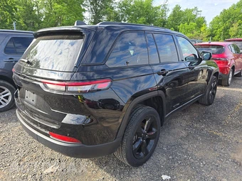 2023 Jeep Grand Cherokee Altitude X - miniatura 4