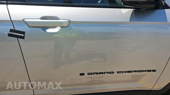 2023 Jeep Grand Cherokee L Altitude - miniatura 24