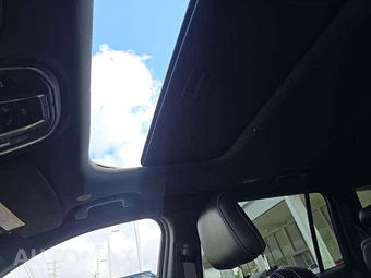 2023 Jeep Grand Cherokee L Altitude - miniatura 11