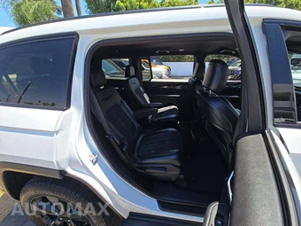2023 Jeep Grand Cherokee L Altitude - miniatura 17