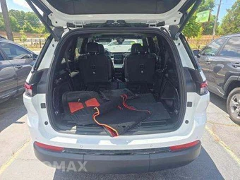 2023 Jeep Grand Cherokee L Altitude - miniatura 14