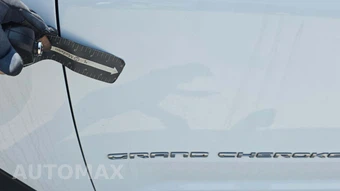 2023 Jeep Grand Cherokee L Laredo - miniatura 24