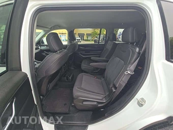 2023 Jeep Grand Cherokee L Laredo - miniatura 10
