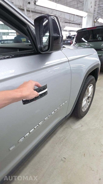2023 Jeep Grand Cherokee L Laredo - miniatura 23