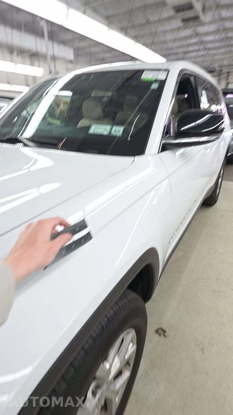 2023 Jeep Grand Cherokee L Limited - miniatura 28