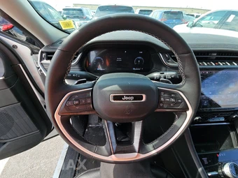 2023 Jeep Grand Cherokee L Limited - miniatura 10