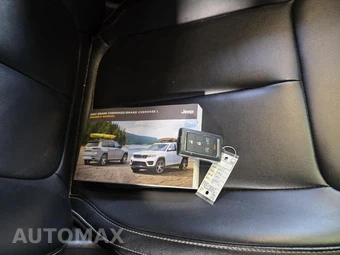 2023 Jeep Grand Cherokee L Limited - miniatura 29