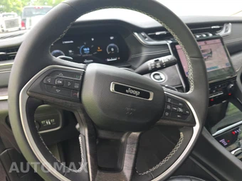 2023 Jeep Grand Cherokee L Limited - miniatura 10