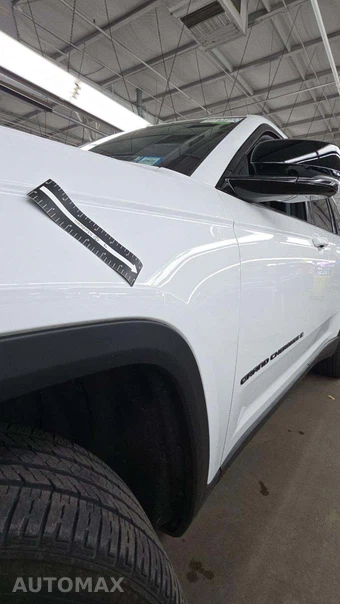 2023 Jeep Grand Cherokee L Limited - miniatura 29
