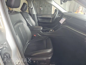 2023 Jeep Grand Cherokee L Limited - miniatura 8