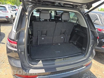2023 Jeep Grand Cherokee L Limited - miniatura 17